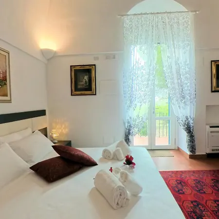 Sine Tempore Fumarola 4*