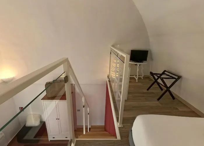 Sine Tempore Fumarola